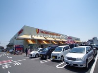 周辺環境:ヤオコー川越山田店　営業時間９時～２２時　豊富な品揃えやお得なネットチラシも魅力のスーパー　ATMやクリーニング、１００円ショップも併設しているので毎日のお買物に便利ですね！
